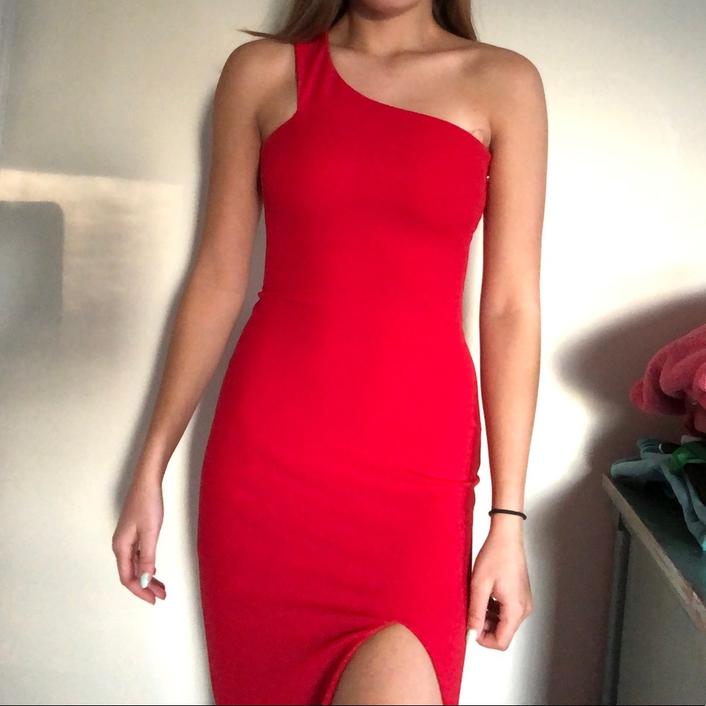 Nookie Mila Gown (color: Flame size: 2)